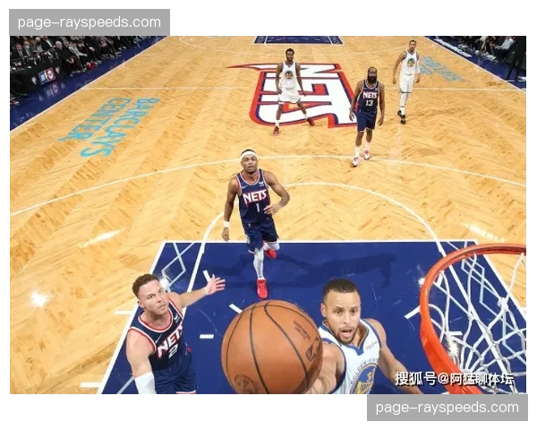 战术分析：尼斯防守体系崩盘，复盘对阵朗斯连丢三球的定位球失误